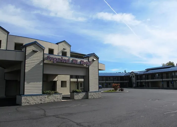 Sugarloaf Mountain Motel